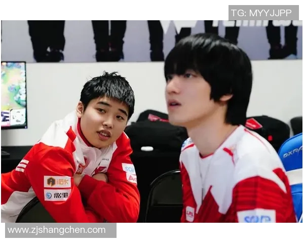 JDG战队在DOTA2比赛中的进攻策略分析与得失总结