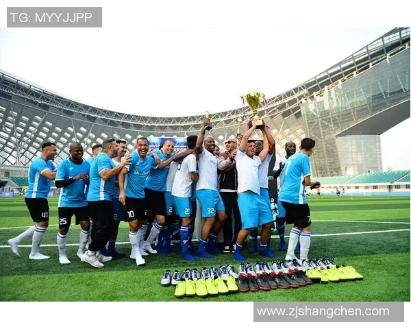 深圳足球队近期状态分析与未来展望探讨