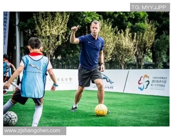 张秀英的足球人生：从绿茵场到心灵的对话与反思