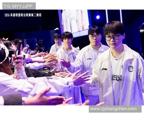 DOTA2热议焦点JDG战队意识争议引发玩家热烈讨论与反思 DOTA2热议焦点JDG战队意识争议引发玩家热烈讨论与反思